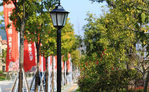 措勤装庭院灯避坑指南：庭院路灯防雷接地要点